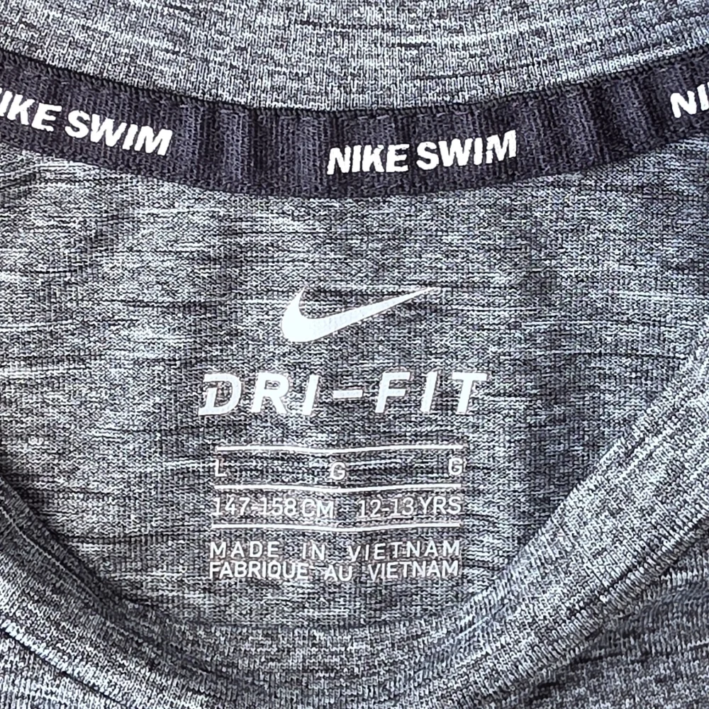 Nike Boys Dri-Fit Swim Shirt UPF 40+ Gray Size L (12–13Y)